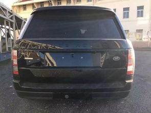 攬勝行政3.0柴油hse歐版買(mǎi)路虎回家走親戚有面子